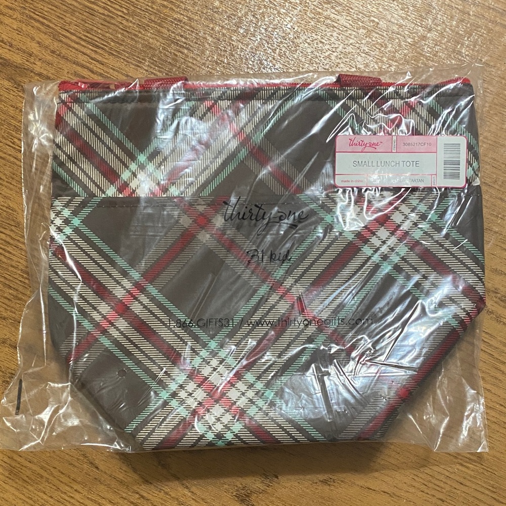 Thirty-One Festive St. Andrews Tartan Lunch Tote